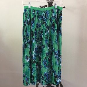 Banana Republic midi a-line skirt sz 4